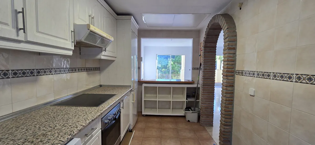 aeee3c7e-5773-4469-bf52-a10db45e5dba