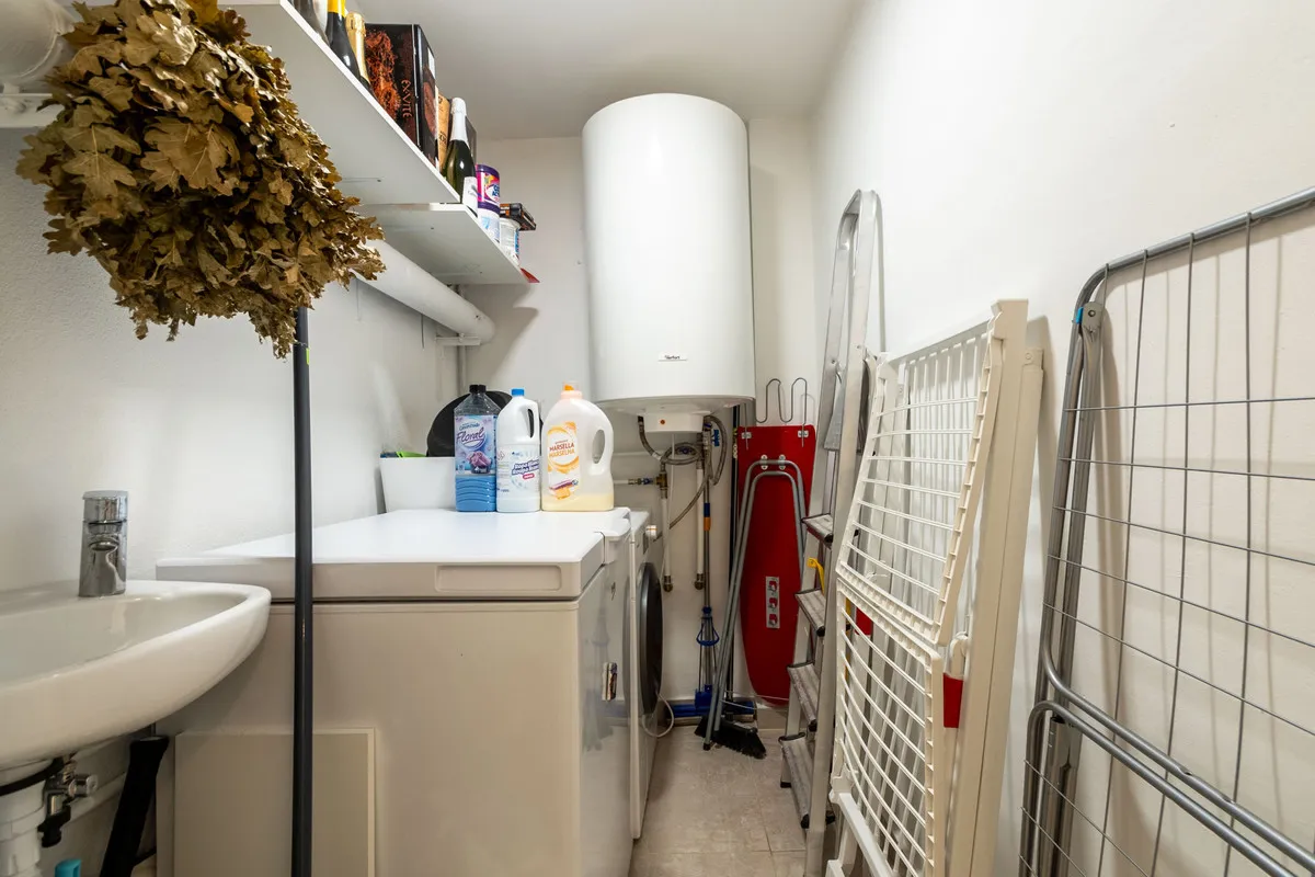 38abbd46-ecb1-4309-b362-0300eaef1070