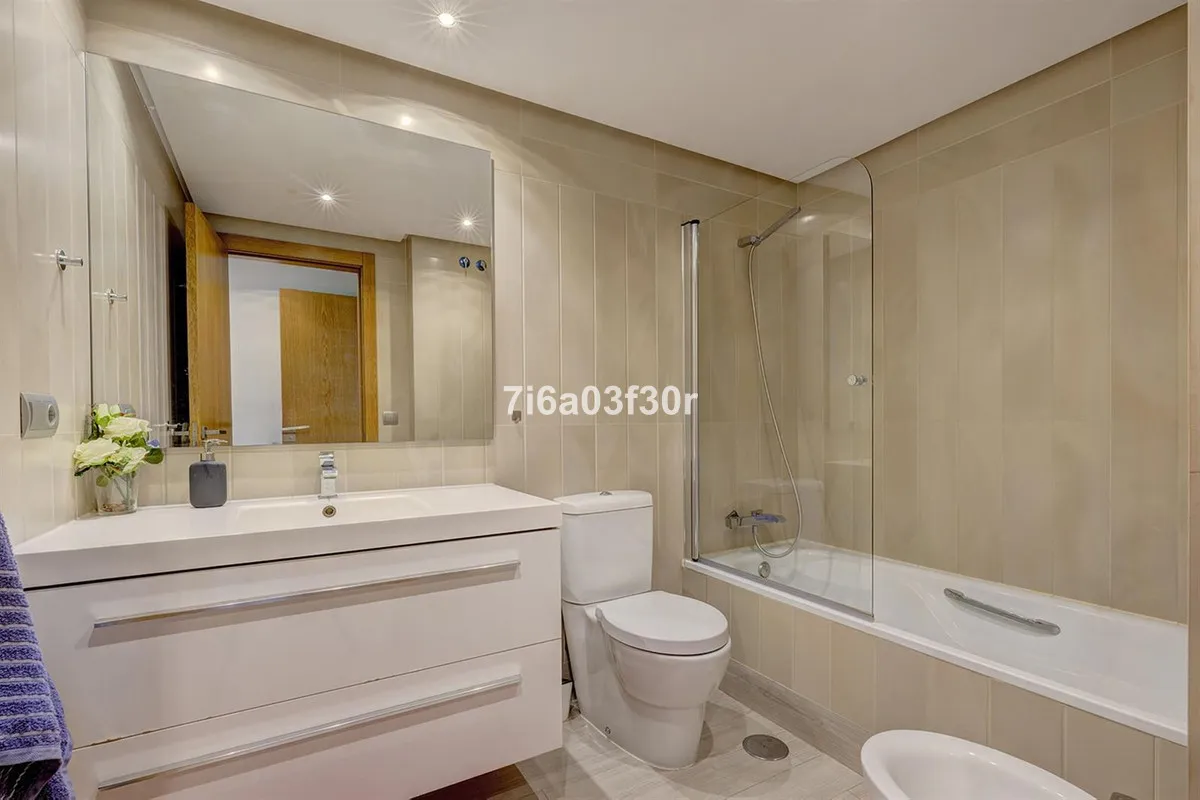 1405a303-48fd-482f-b918-5b6cf349811c