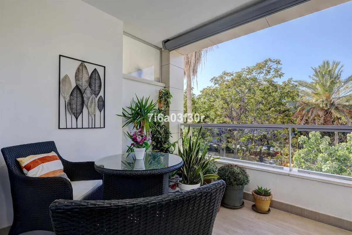 93d6edb3-e370-4ad8-a706-7877370a9083