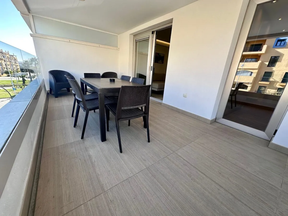 fe2cc010-11a9-4d1e-83bf-49bf25dcd95b