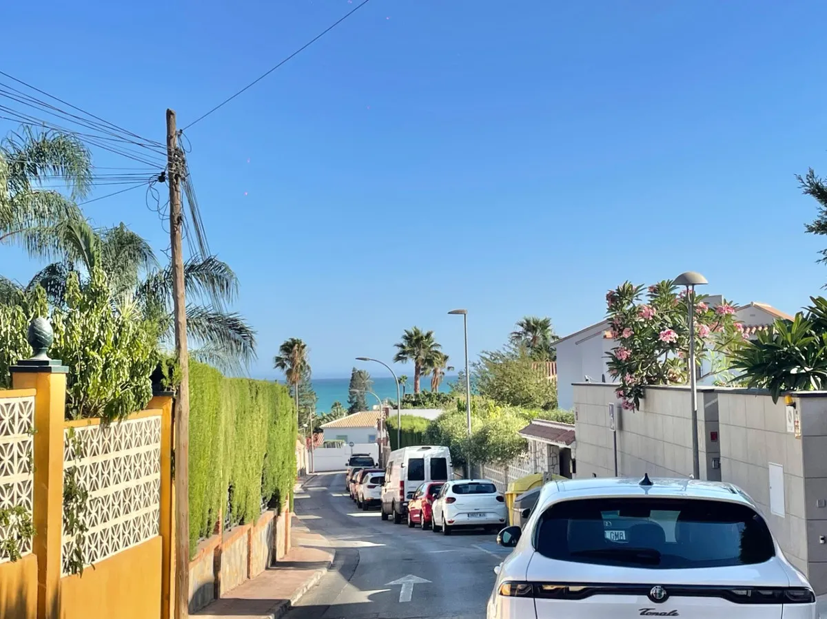 23c9cb34-5201-4b66-962a-a246d553f10c