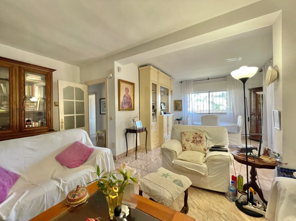 da688b60-d7d6-4bad-890d-3955a58a1825