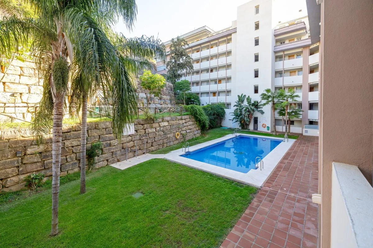 054f2bfd-70e0-4e2f-a0a1-e0cfbc2a73c6