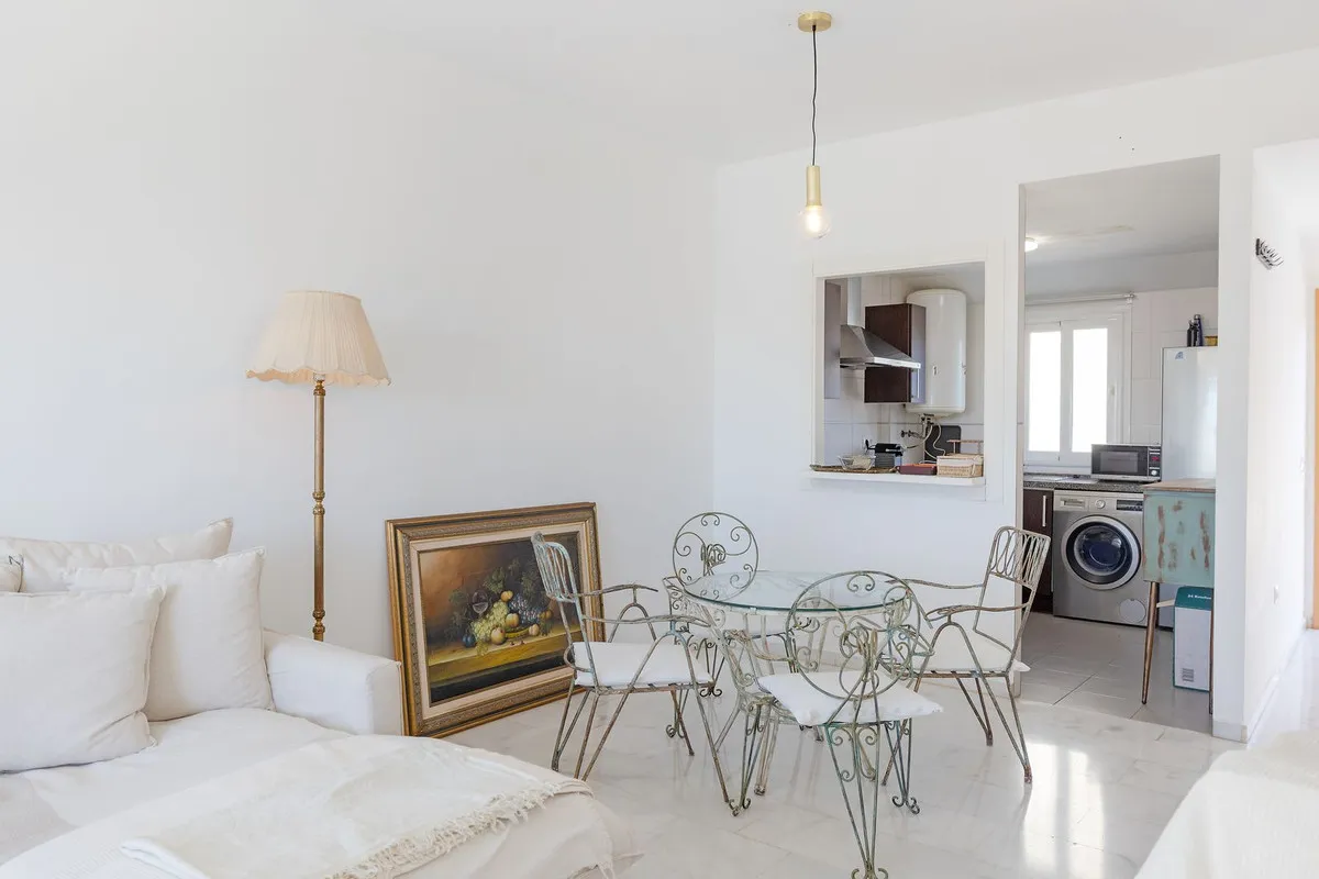 6057fff2-c4af-4ff4-a368-45d8e7b7af51