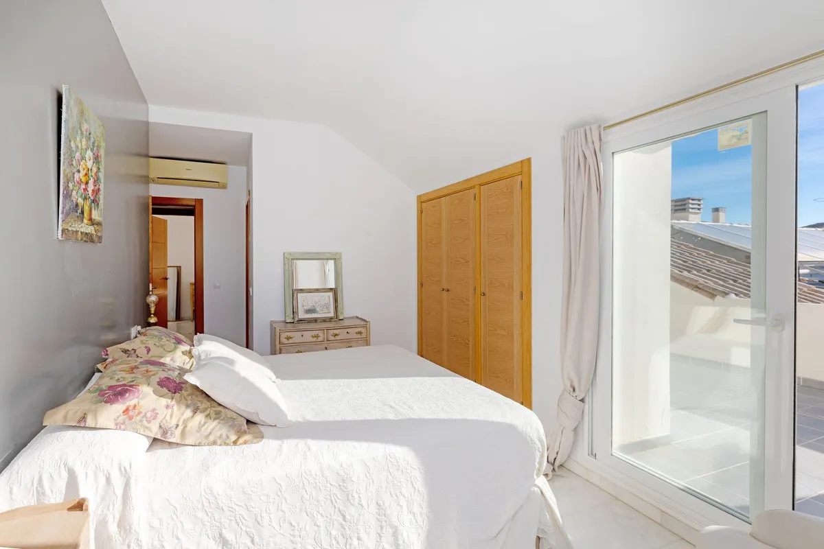 7d073974-6709-42bb-84ad-6c6f2184cecc