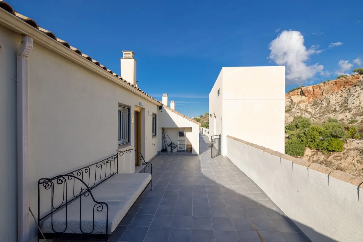 950006fa-ac3c-4780-9206-91dee10d33a5