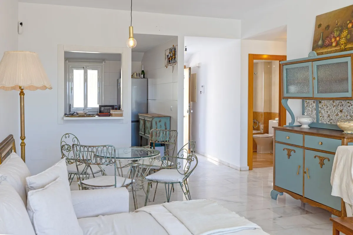 d9b0c5a7-5732-4c6e-8a6f-b6ba63d1f37f