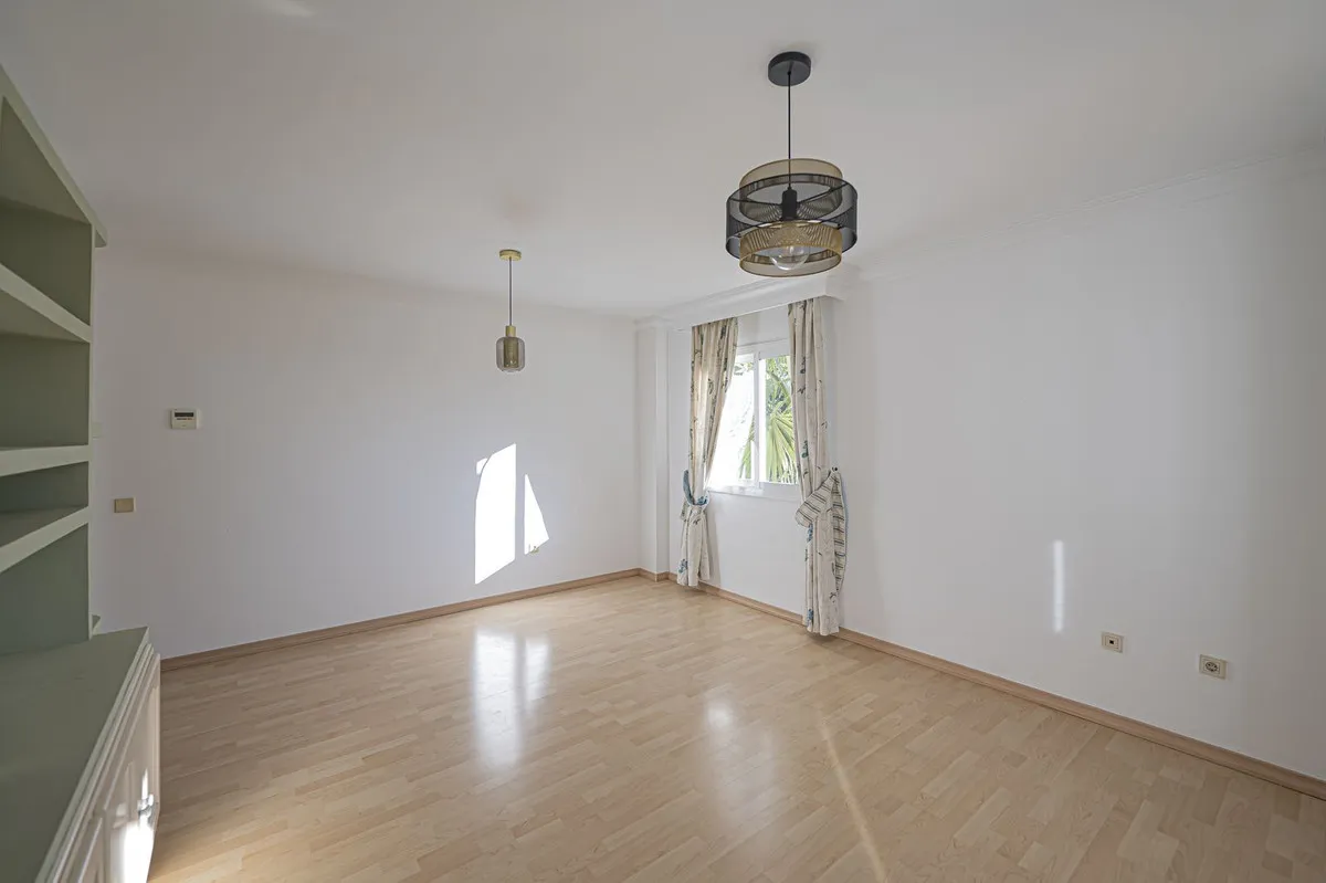 cbd148e5-5223-4b75-afd3-4a92025d4dee