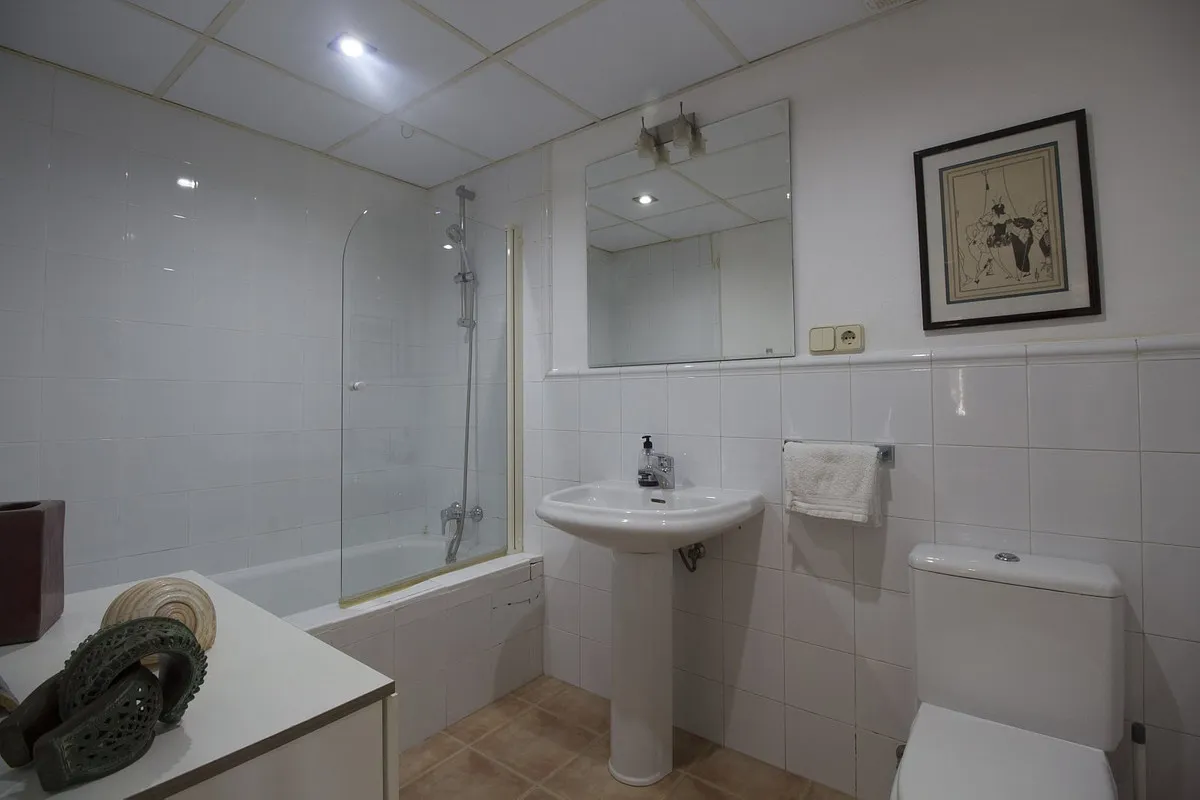 26ac1e29-12d7-421a-970e-93074d8824c1