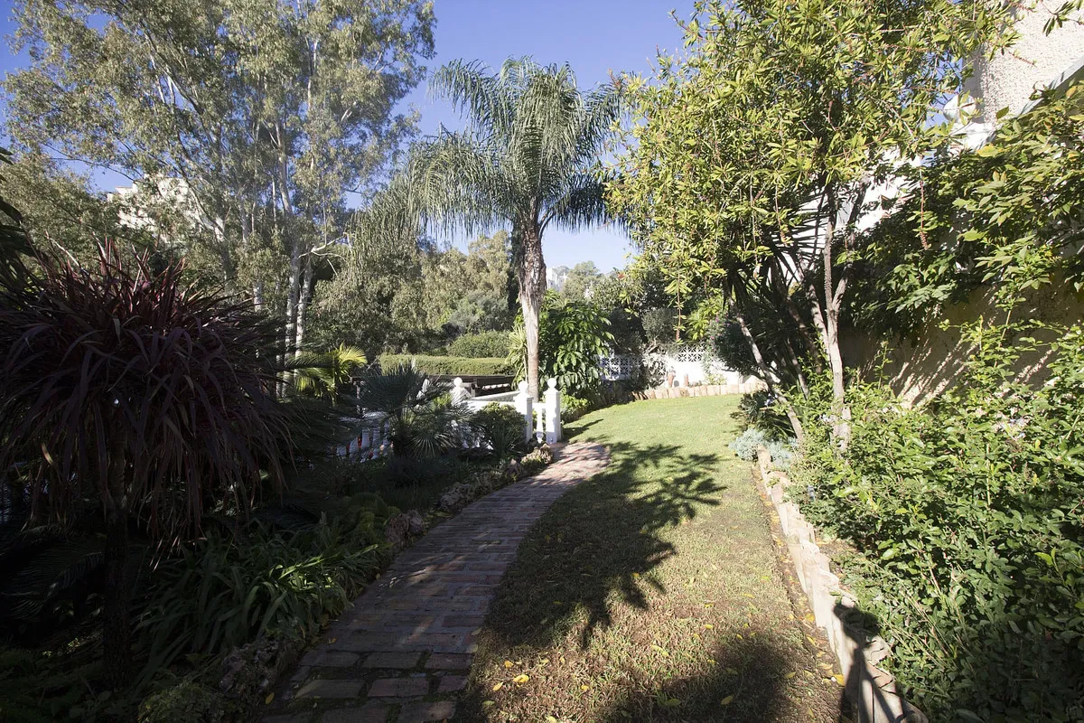 8b9a5566-073e-4ed6-b1c3-695e4c8e0e2a