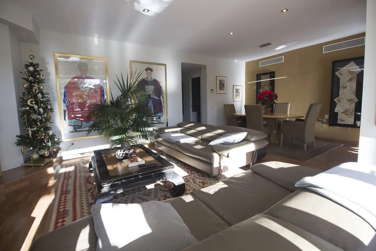 8ef93092-f298-4565-b006-23aab52b8914