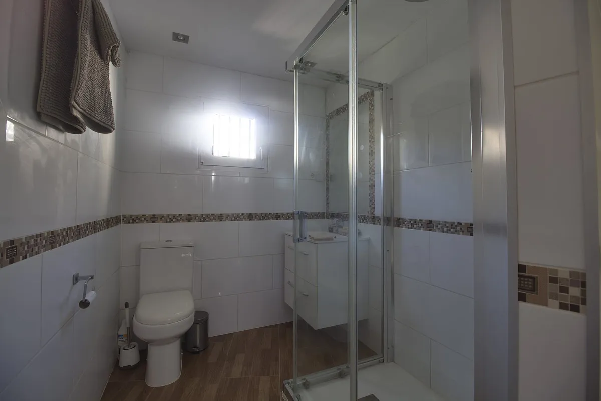 f8a89442-b3d1-4673-988a-f3ac176b641c