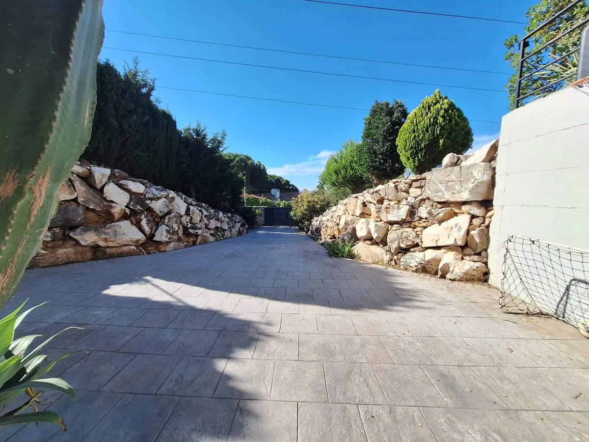 288d19a6-131b-4ffd-bc40-04e463aefe4c