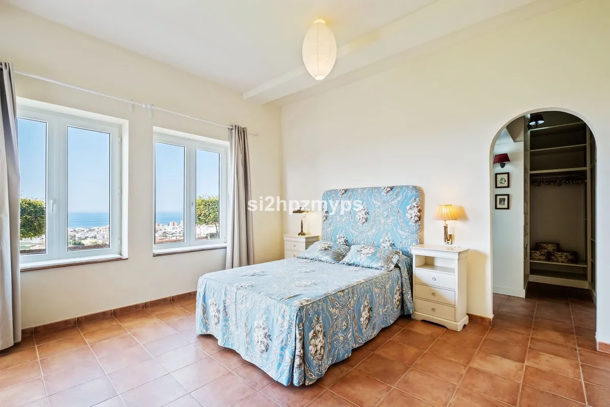 7aaf5f92-7883-41ec-a352-d95d104c3e17