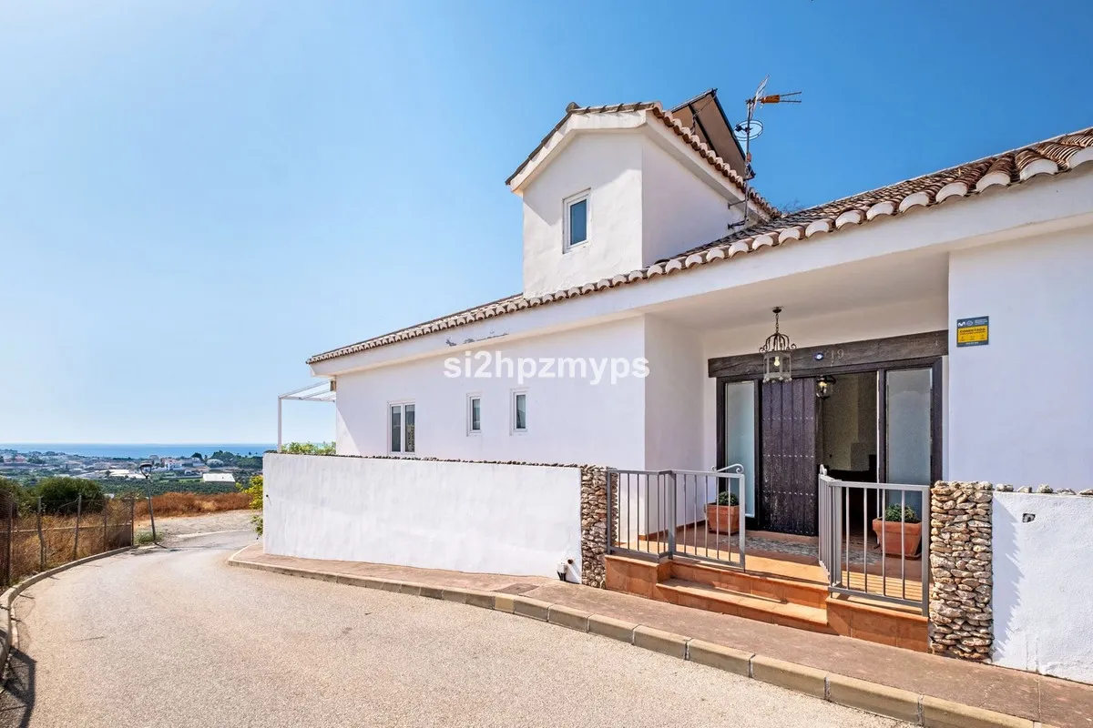 fc9d79e7-d816-4e4b-a36f-4af6974f2806