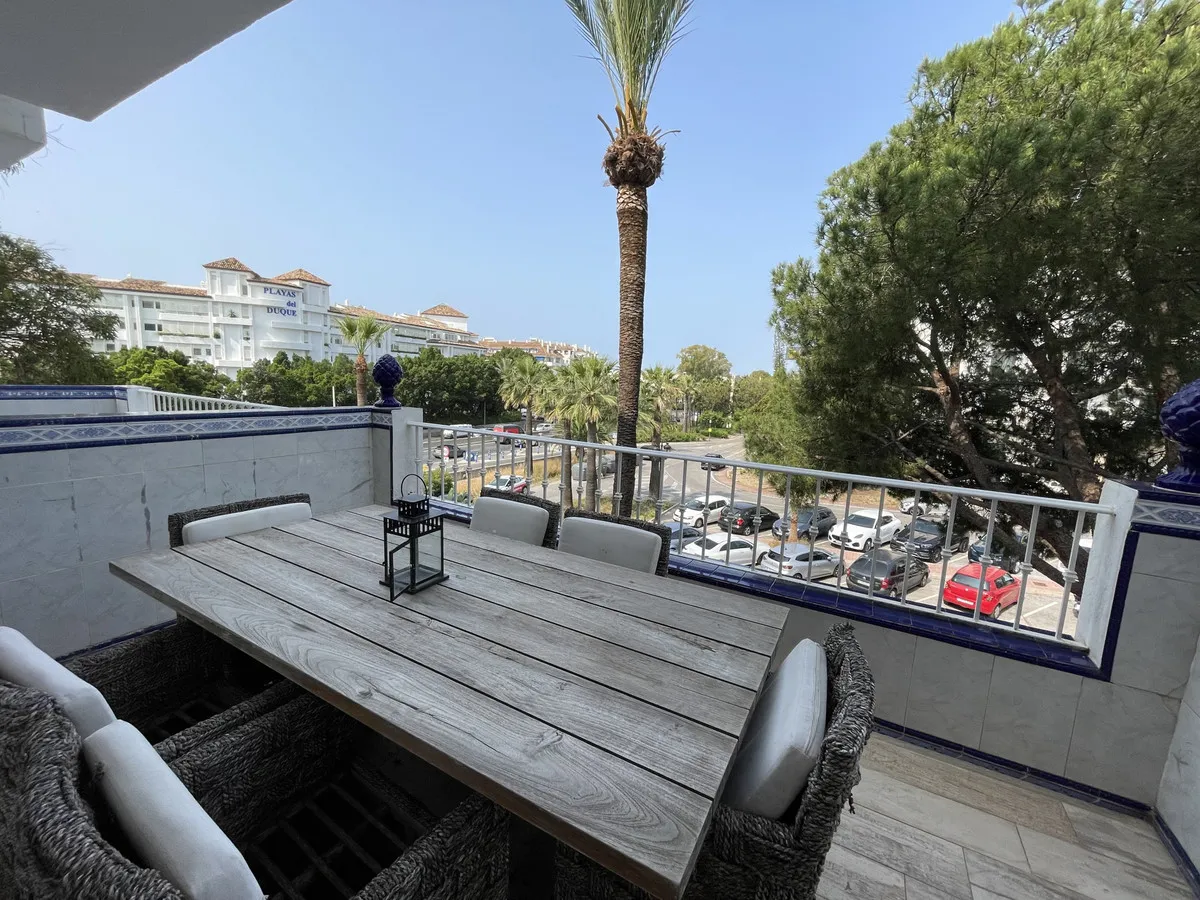 21c0ea69-34e3-4a1e-b246-c0a61a97175e