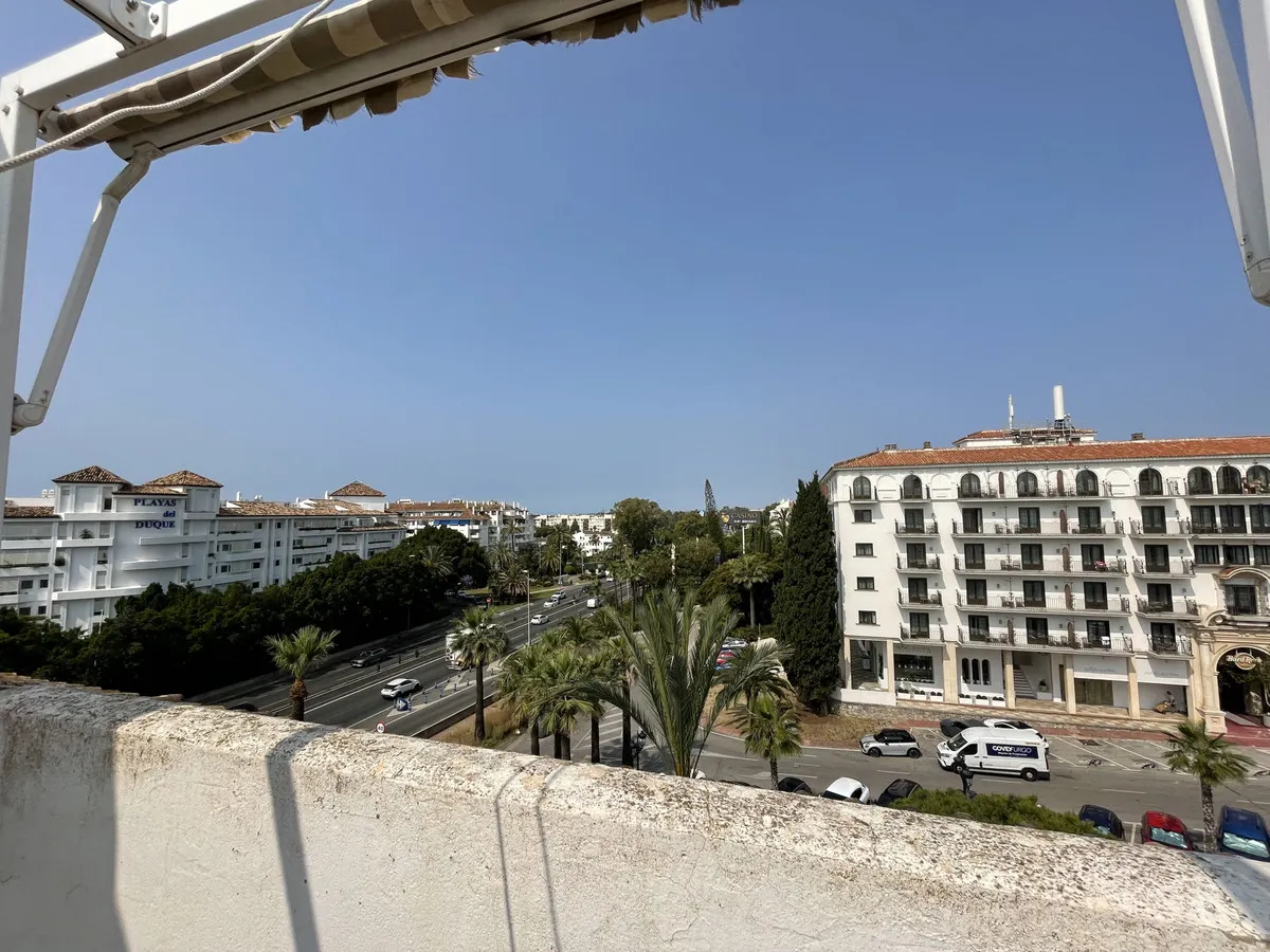 294063d4-0211-4965-b77c-fa67034fca9c