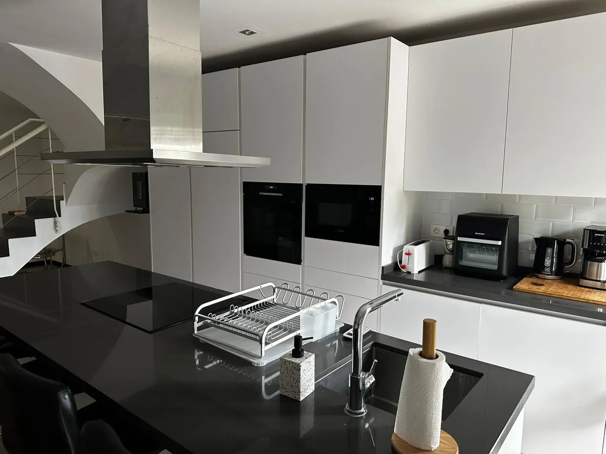 4f0db079-49fb-4667-a120-d12fb18ef96d