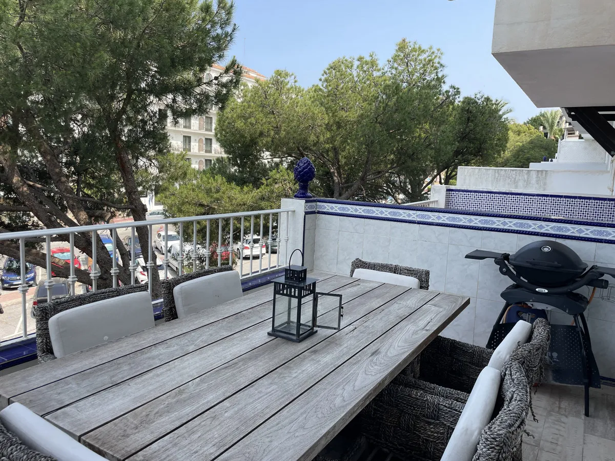 7dc53b87-8d10-4300-a124-853df861f677