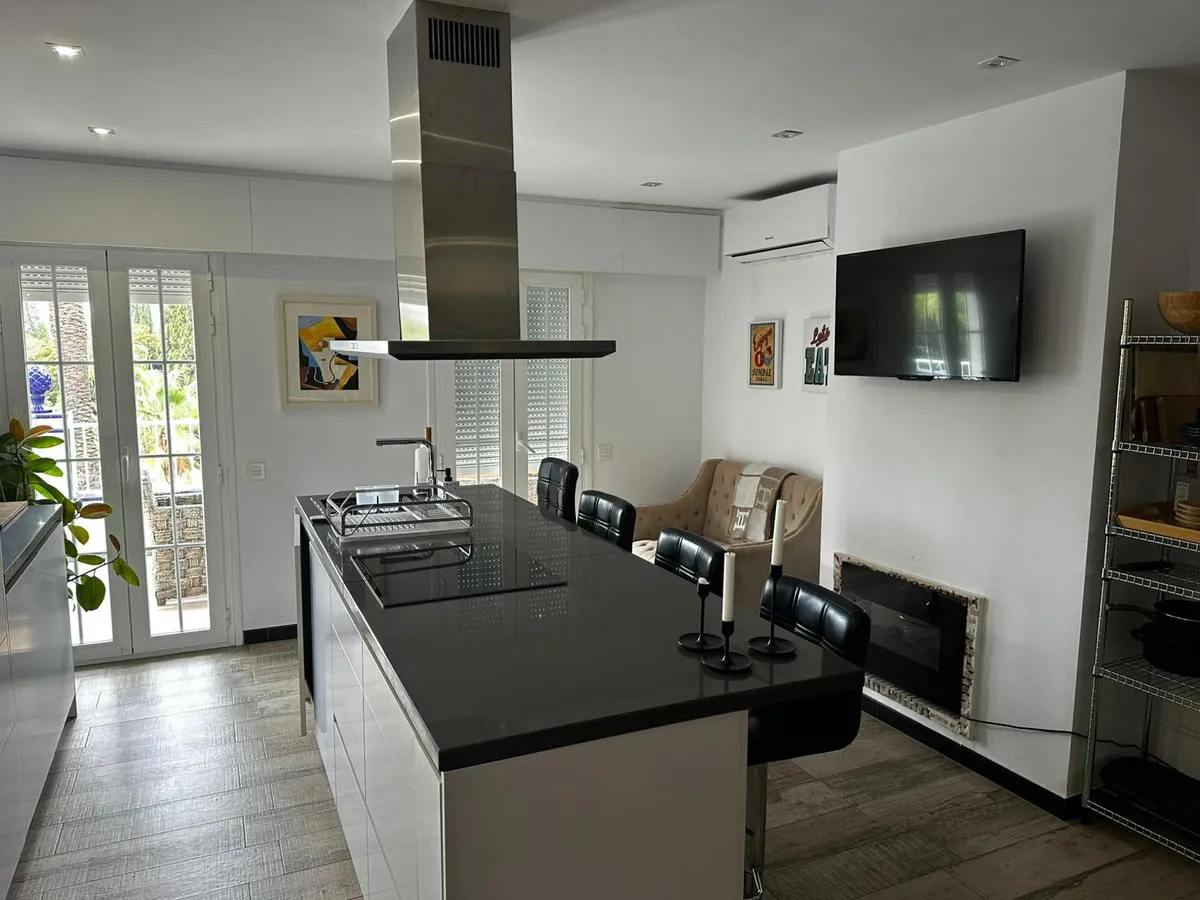 e26c2b09-069e-40f0-b032-2a21bc0ed7e4