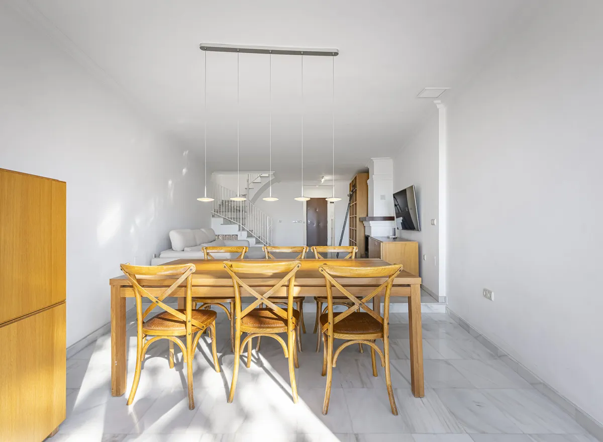 5a7bd504-c9ce-4e7b-90d7-89020bcd4e7d