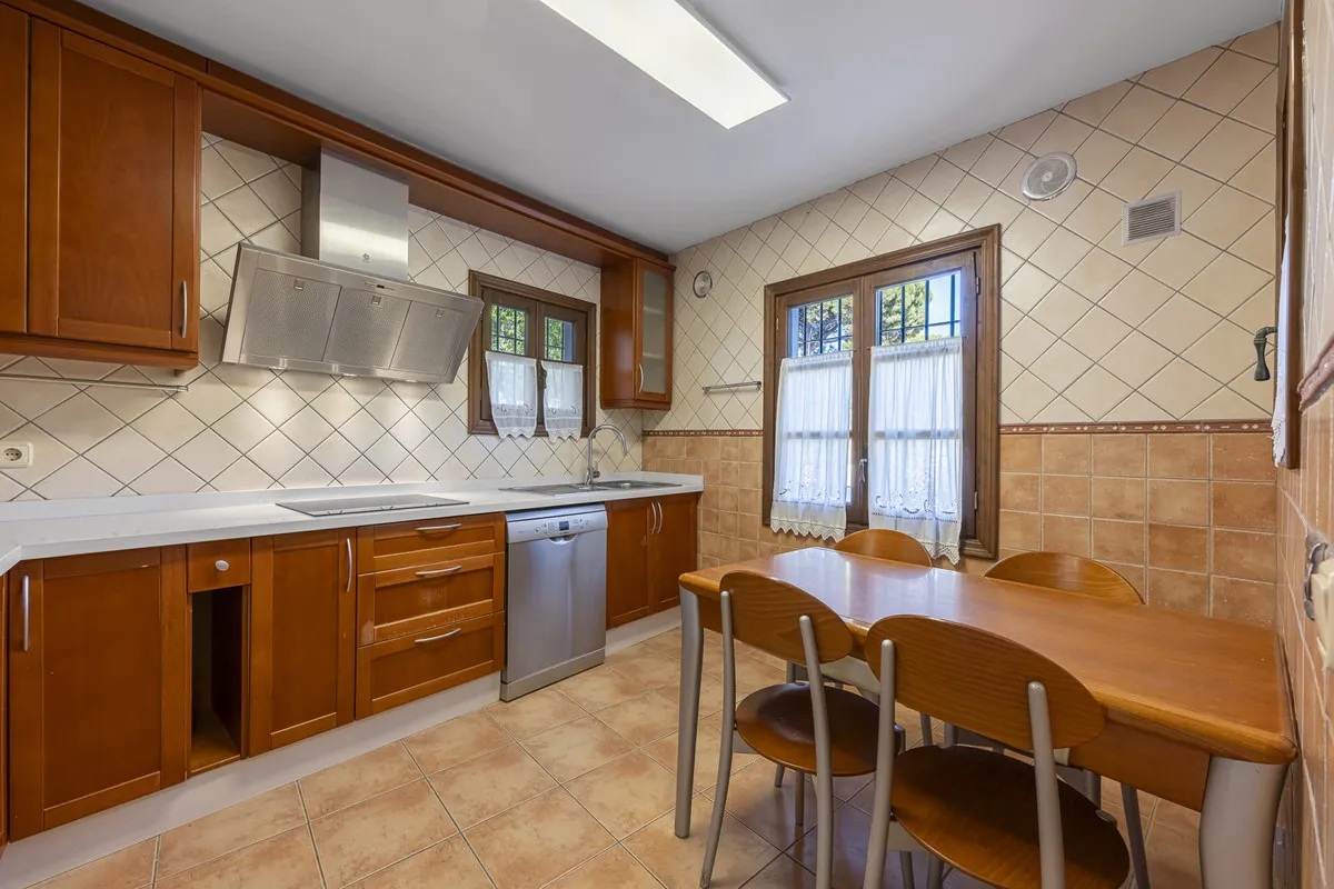 bf1fbf36-9cc2-46dd-b2f0-e8db7abc35b2