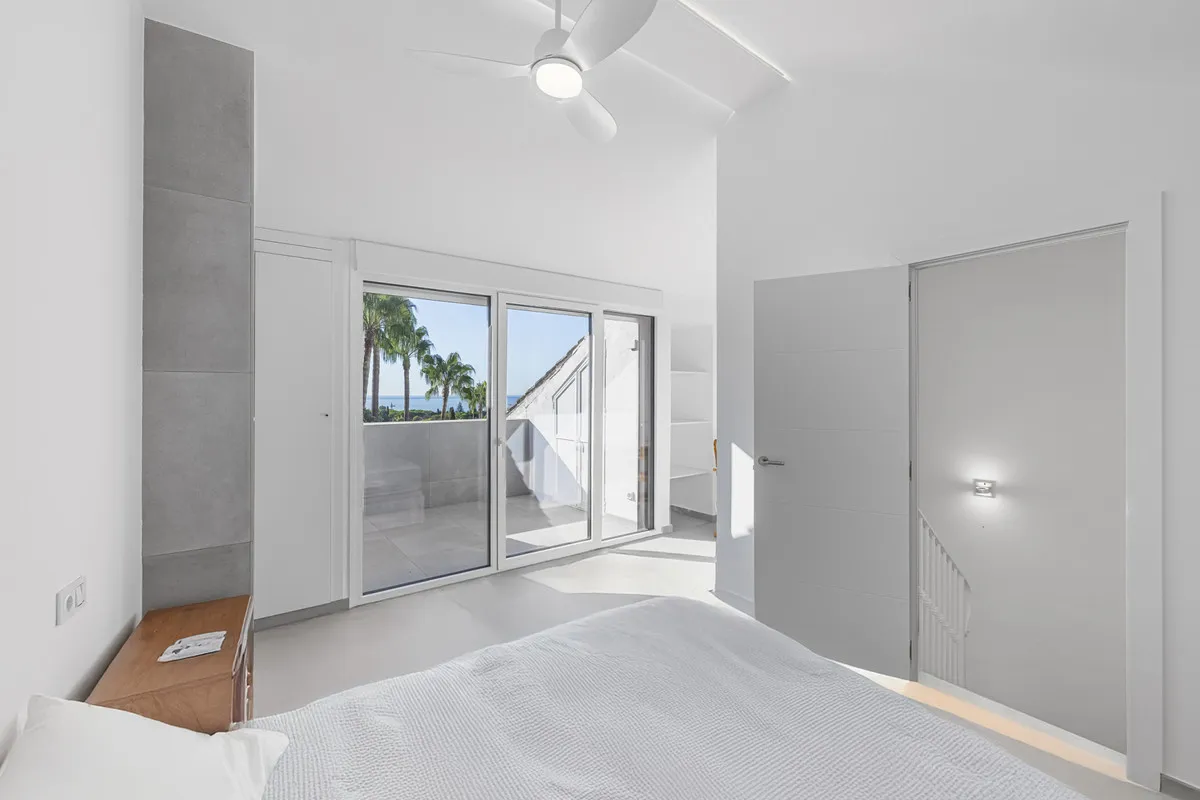 c98efe2c-1537-4842-aa91-3fba65629645