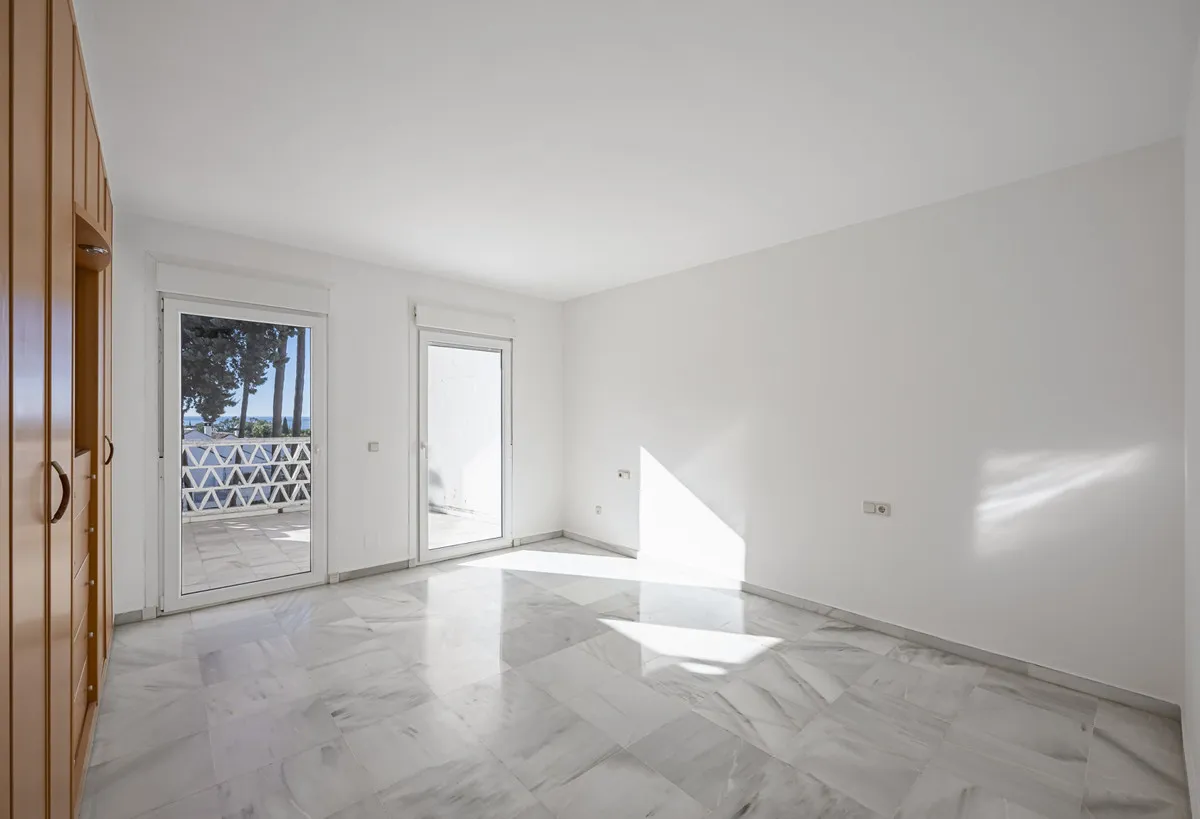 f3c69fd5-bd4d-4ed9-8e9f-2c63de004e17