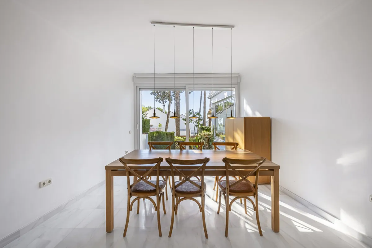 f43b5a4f-6899-431c-b9ec-1c43bef15125