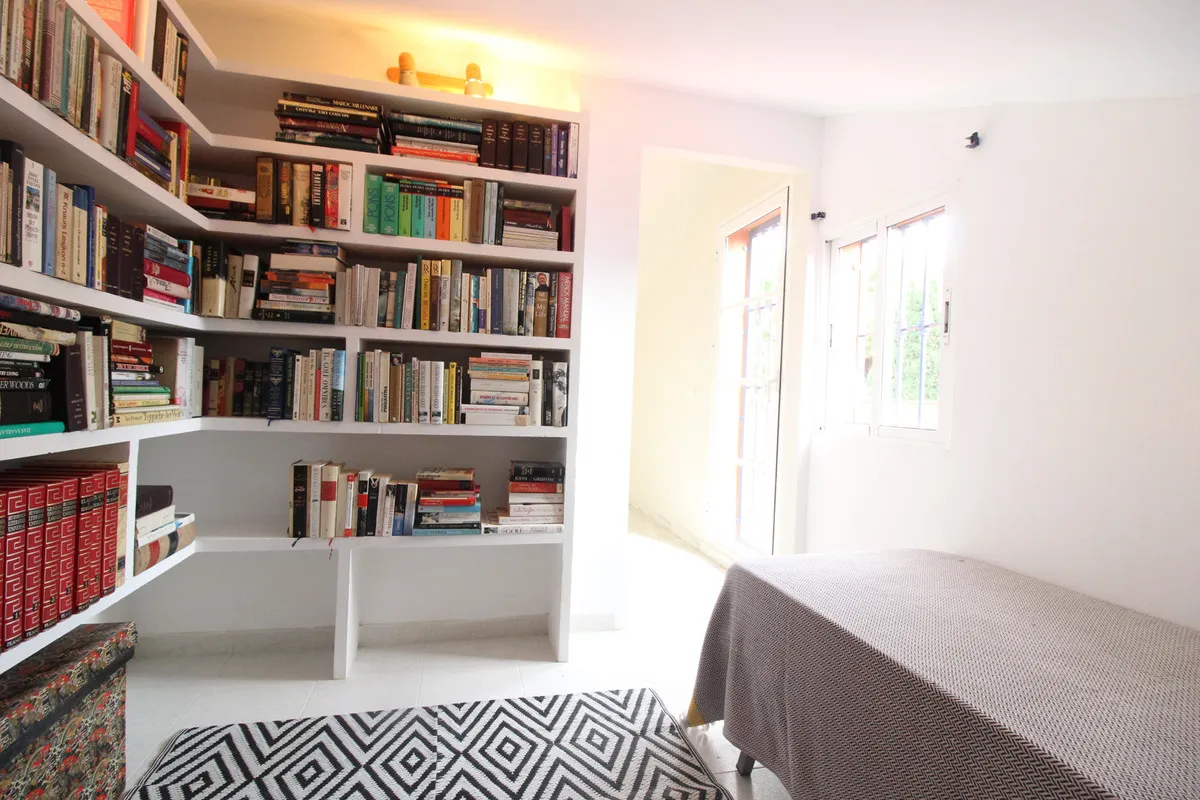 b86aec16-b58d-4738-9dbe-a972cf527950