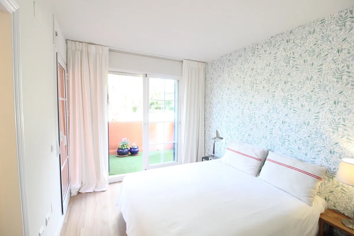 d670966f-59c2-471d-a260-72e59bdc5d77