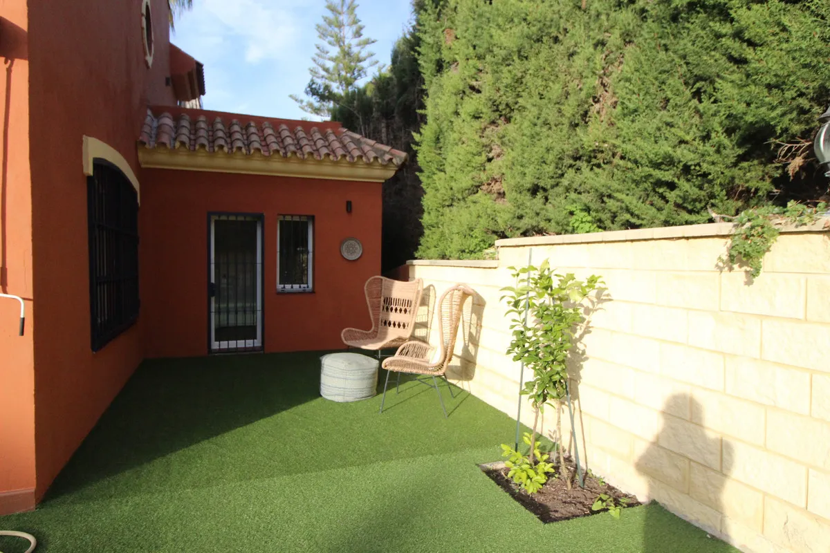 f4e55634-5699-47da-a297-2a0e44e1dcfe