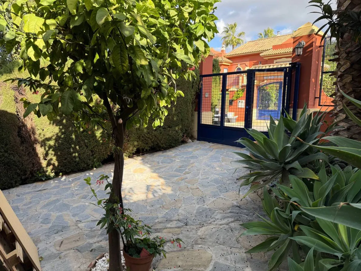 d534f4f9-5138-47cd-9b4e-1256b83cc257