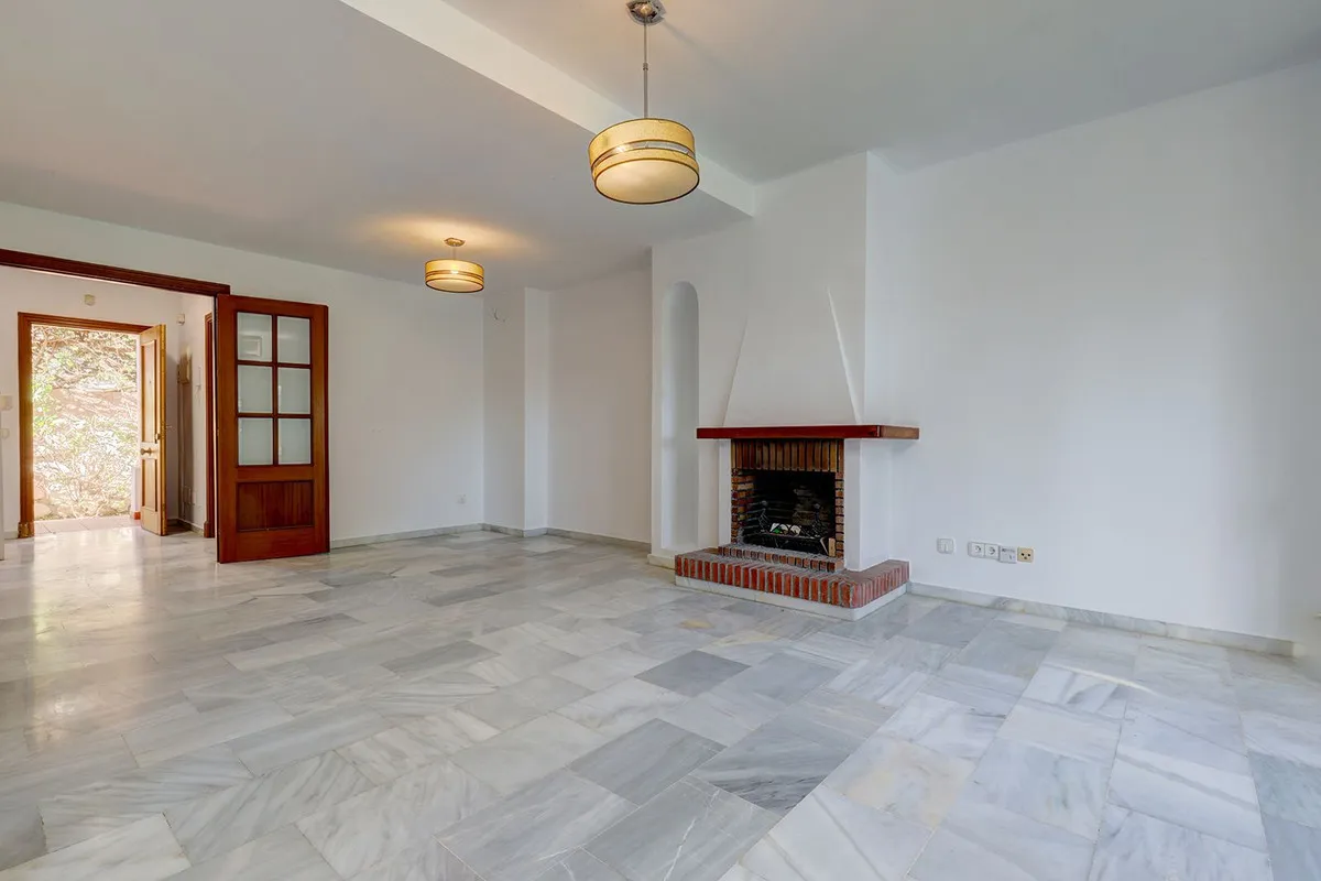 3d7acf9b-44f1-4e2e-a0e9-da836a344586