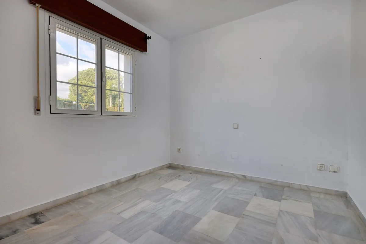 57984567-b275-4ab5-90f1-46fe9f154415