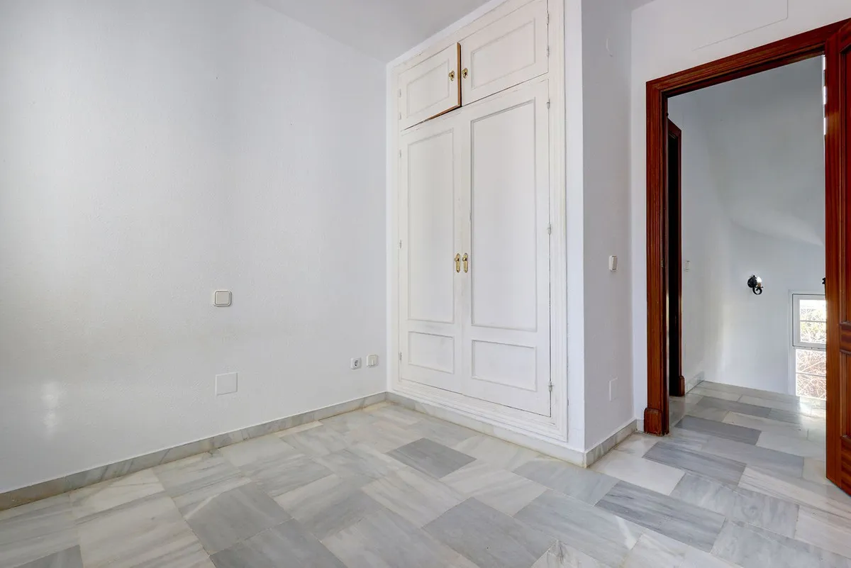 5f56f097-782b-47ad-bd9e-89feb2614dfa