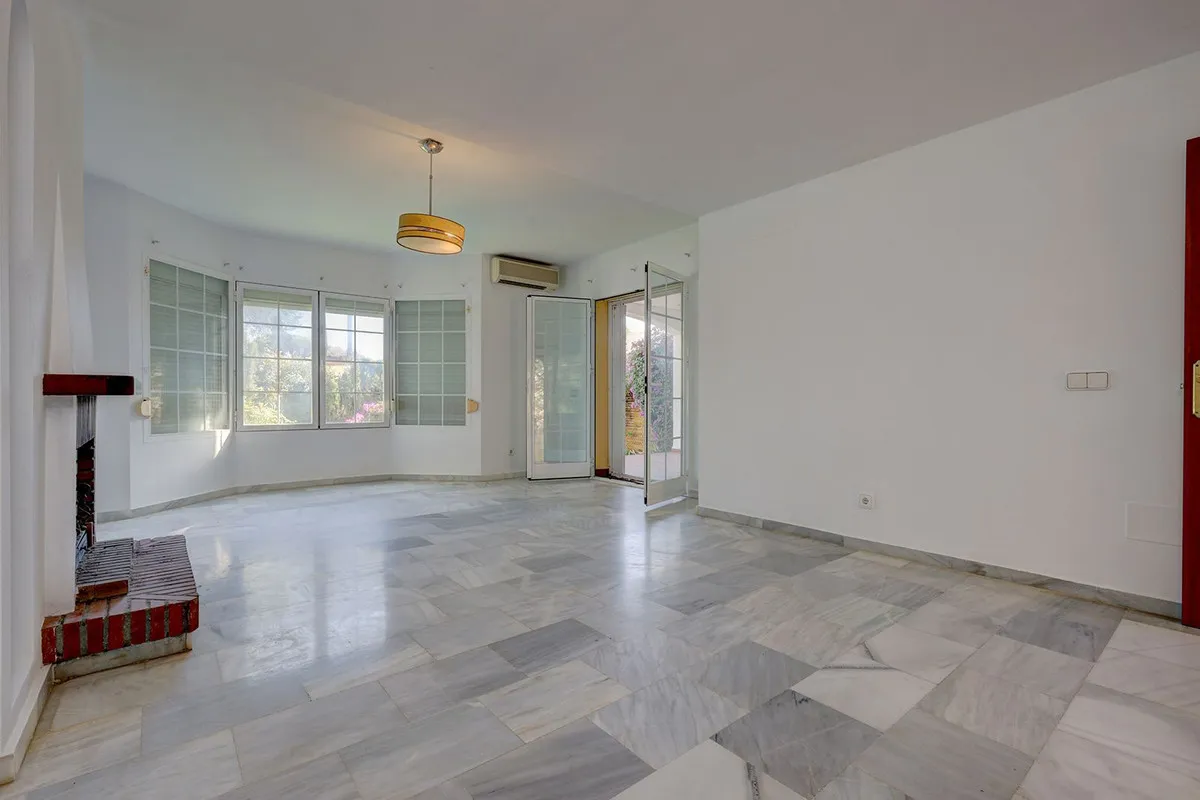 7fb11d33-c9b0-4848-be50-f3a58276370c