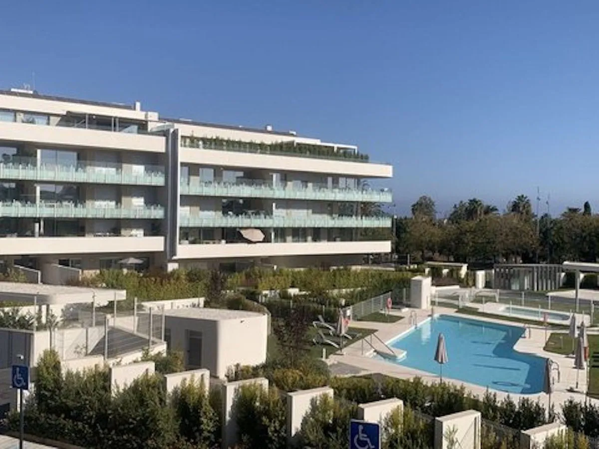 65a8e48b-46dc-4169-8a80-f90f485754a2