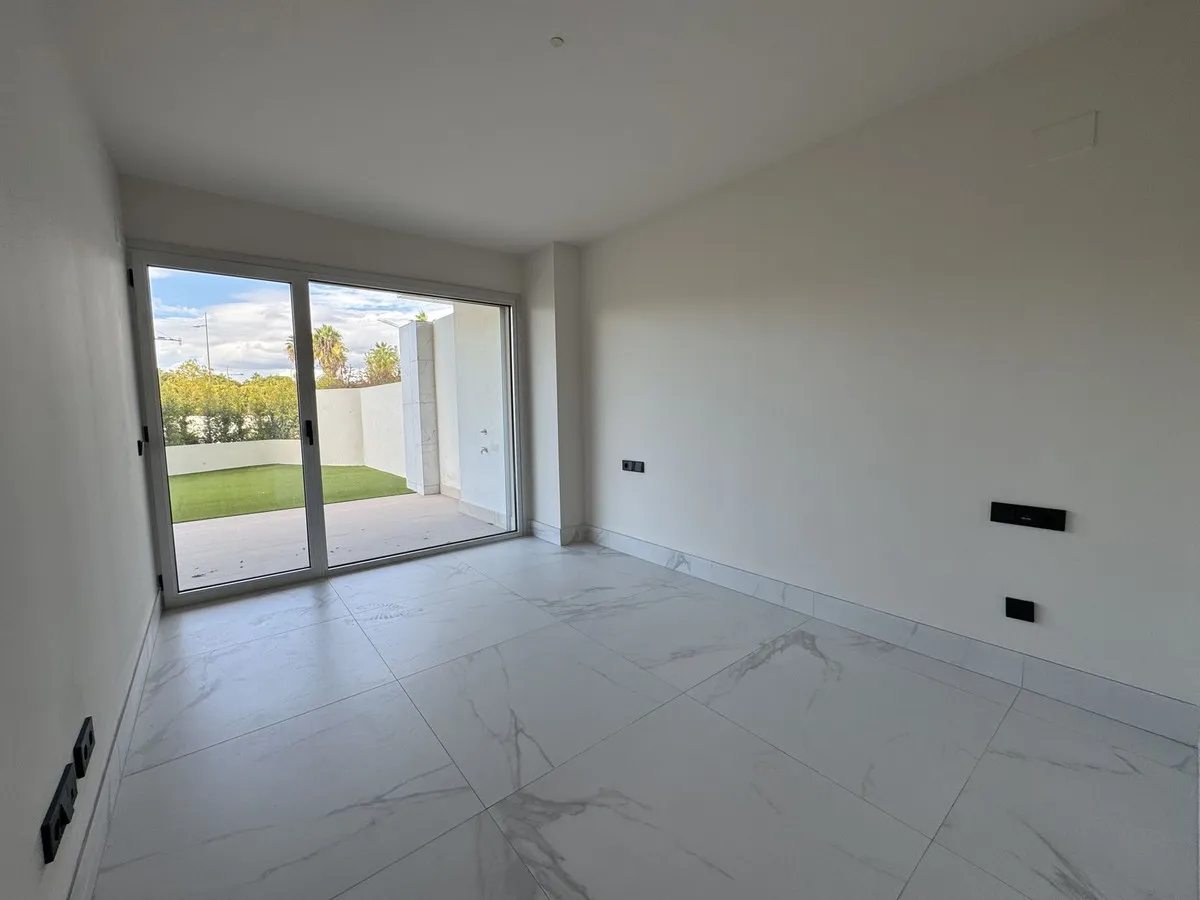 db9faba8-f202-4343-9436-daff4bd833df