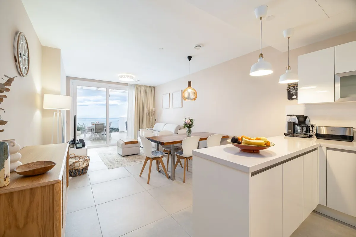 5bfa9c31-a51d-4983-b44a-74ad43e8384a