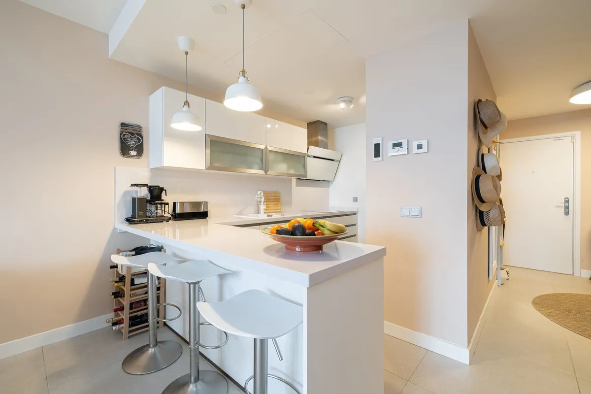 de1ad2c2-f69b-43d0-9680-ac773d58a14b