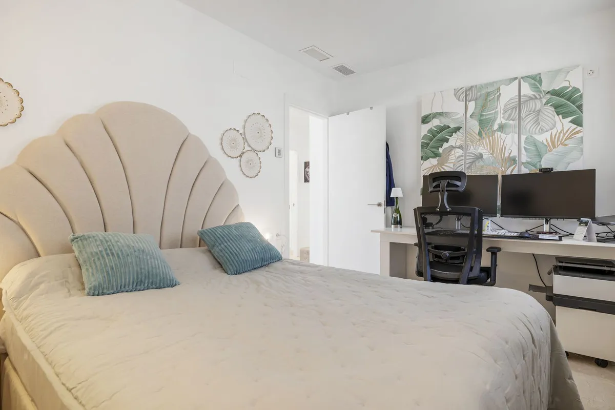 40512601-847a-47a4-9e9e-6faa7cc88a1c