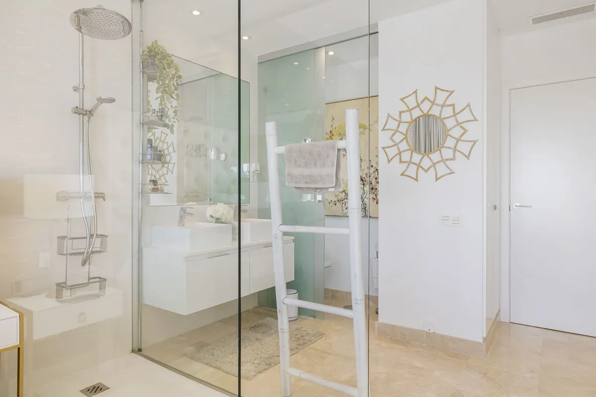 6276a19a-6b84-4072-a853-8f79258c85bb