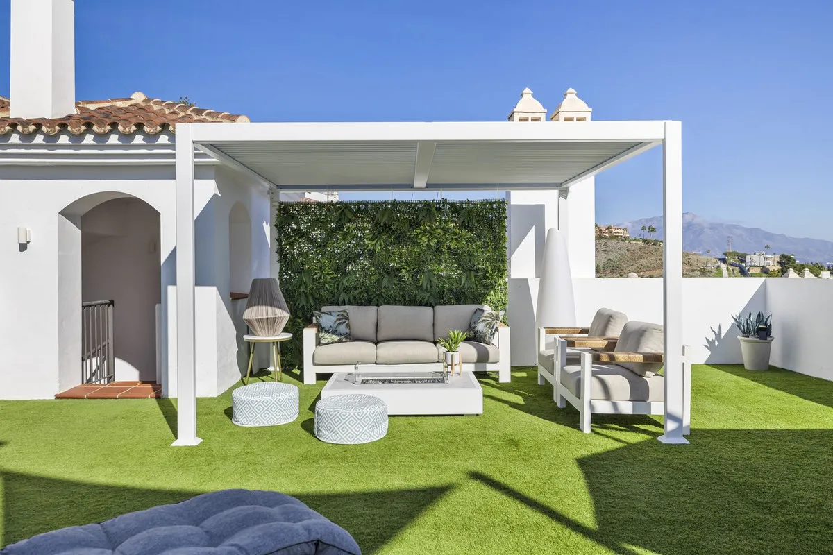 76a0d455-56cf-4e9b-86b0-6e964986a5c2