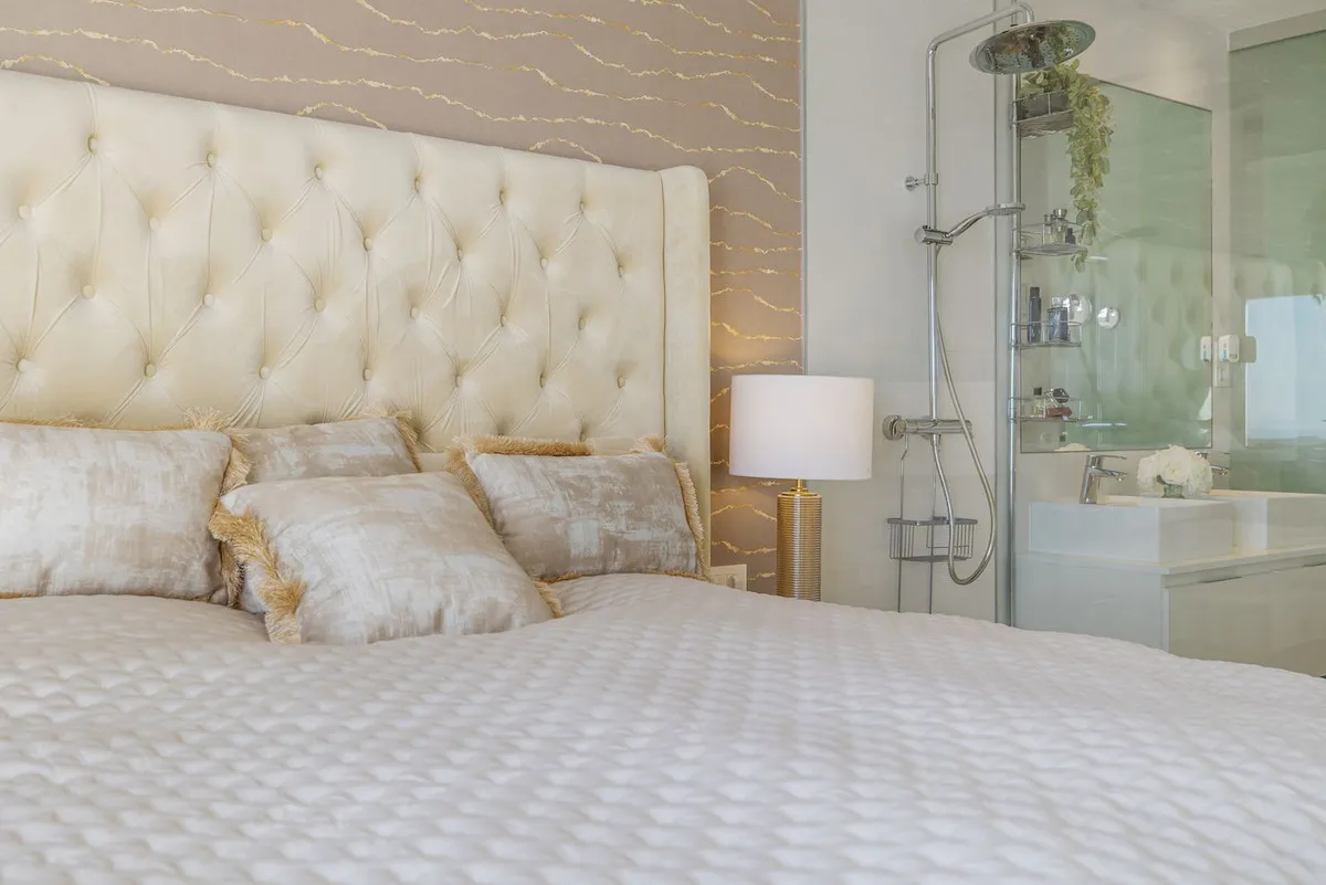 c4ce80d3-f767-449a-9d67-29ebc8ccdf34