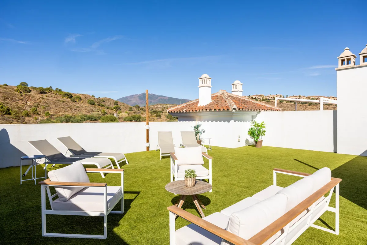 22d71dd9-4d8a-40b1-a06a-e76dafc799c6