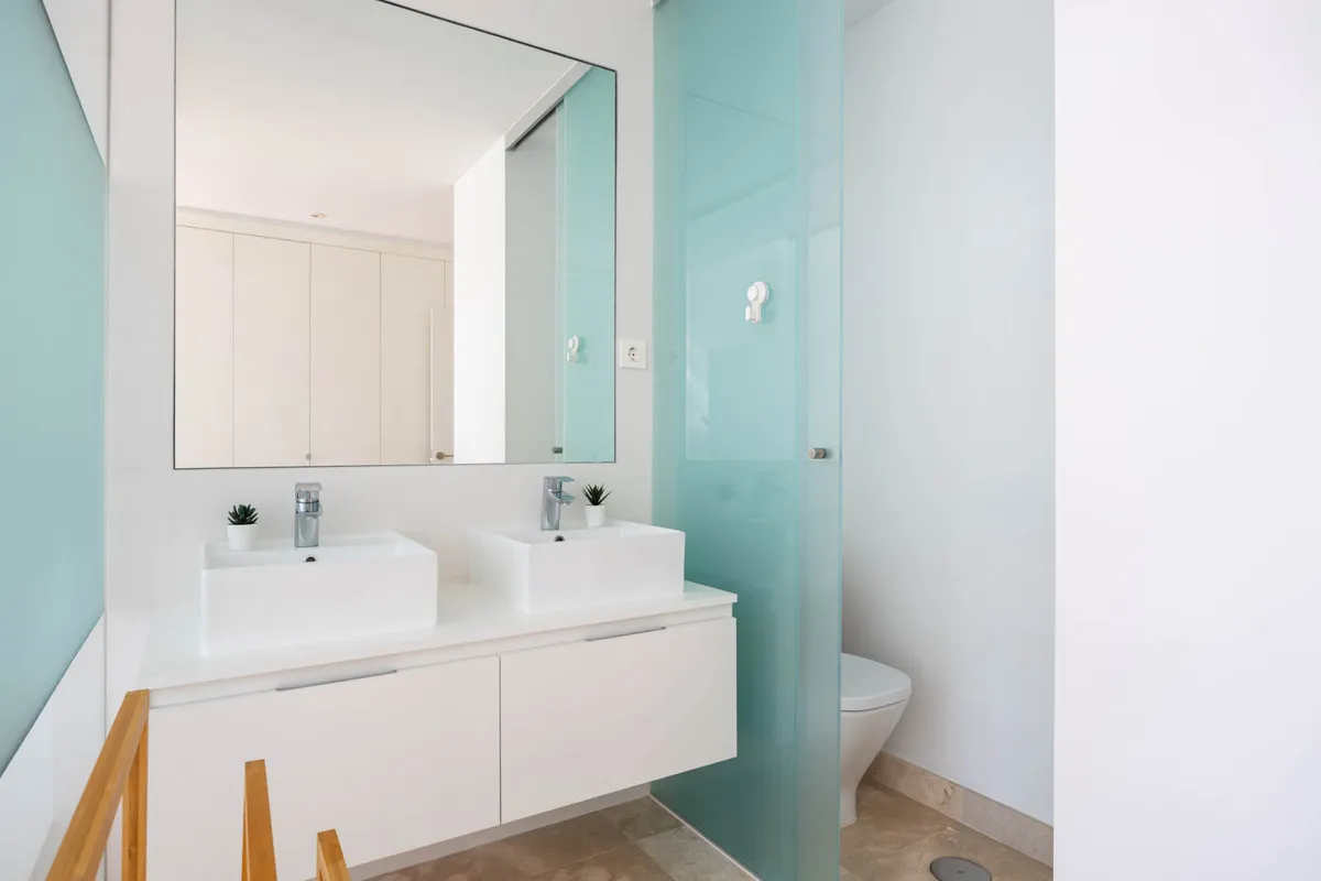 cc85baeb-4ef0-4cb5-97ec-88918b011c97