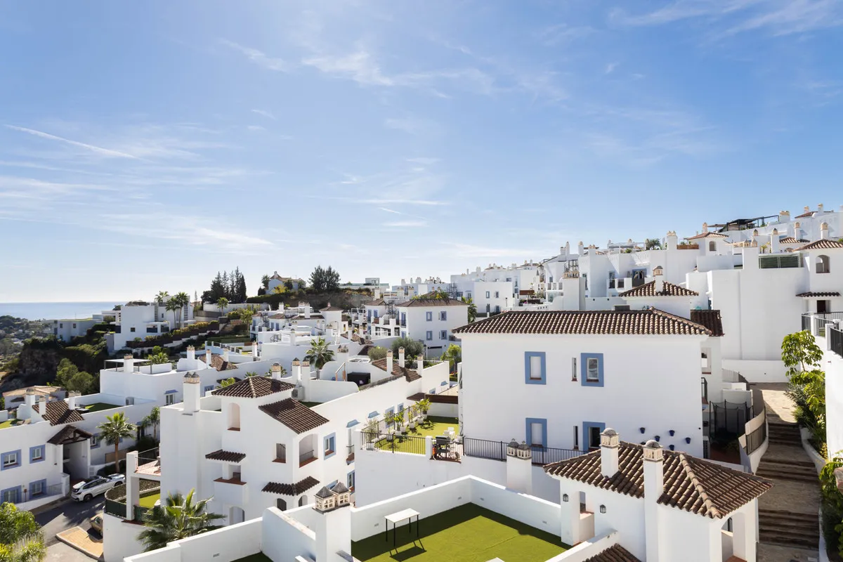 f1e465a0-3774-4bae-bbf0-b663b630d000