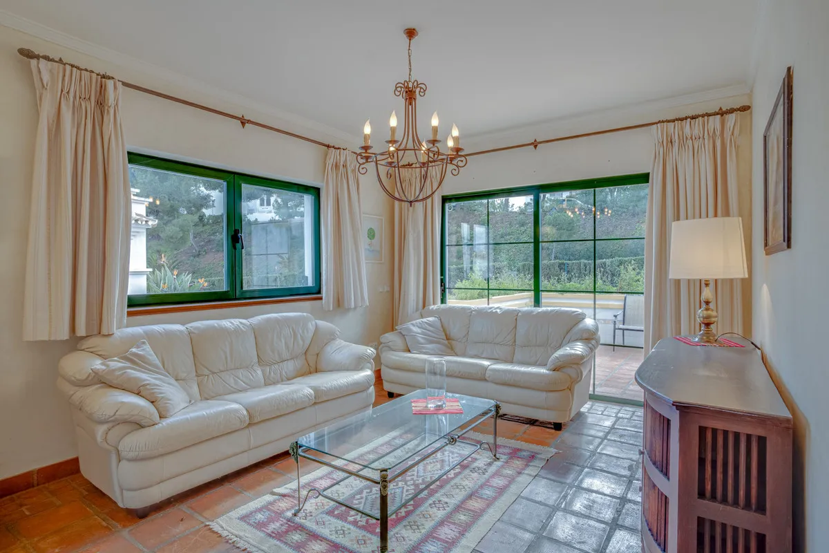 6ebea77d-4330-468c-afb8-808b98e744fe